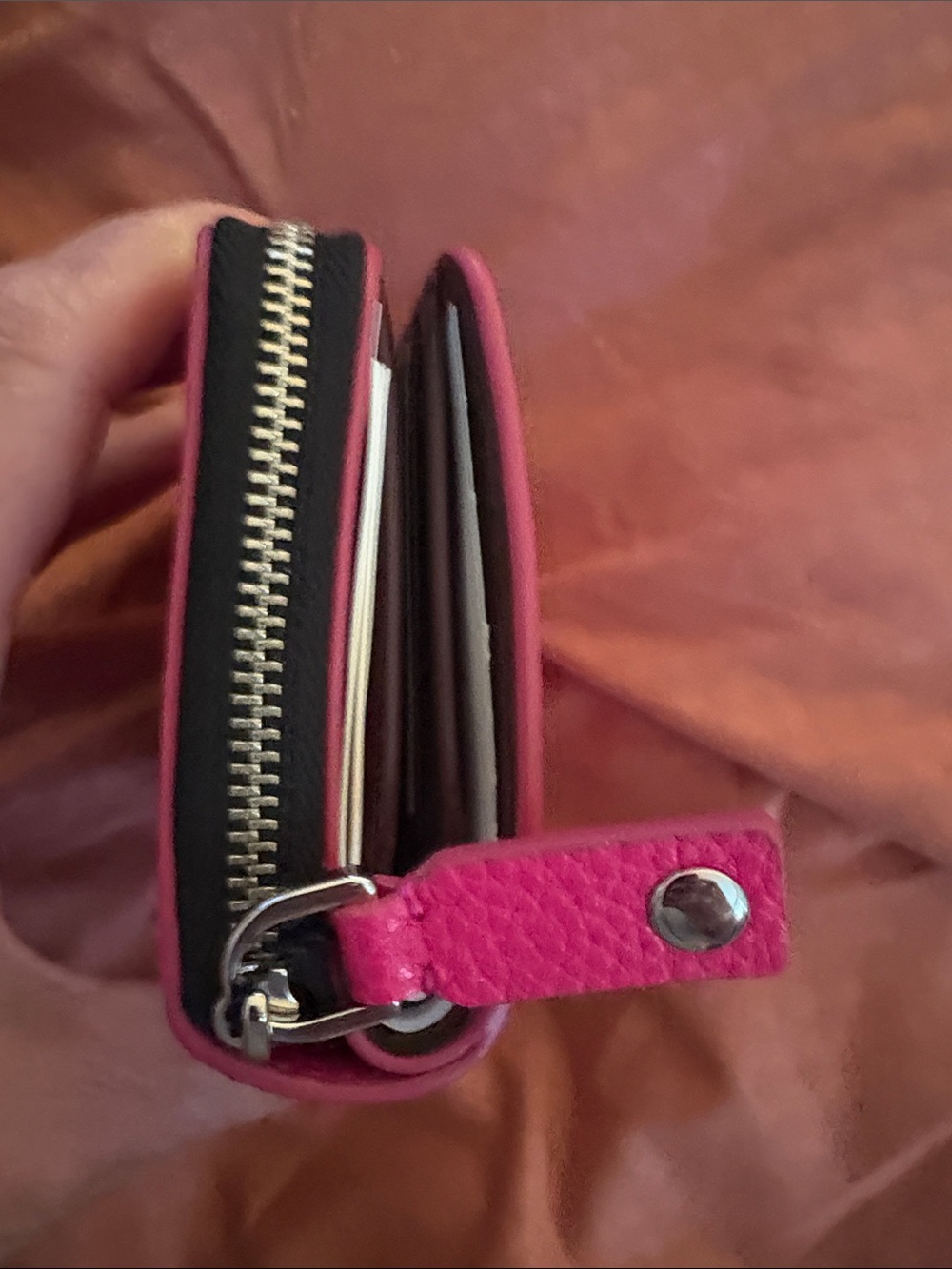 Marc Jacobs Hot Pink Pebbled Leather Zip Card Holder - Picture 7 of 7